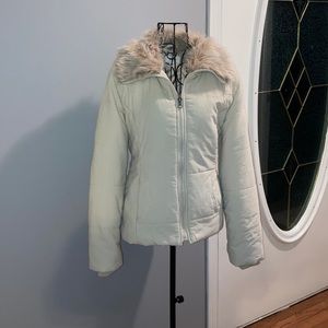 ⚡️4 items for $20⚡️ Fur collar coat.